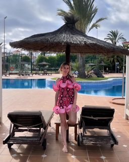 Marta Hazas feet photo thumbnail