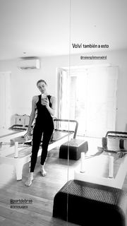 Marta Hazas feet photo thumbnail