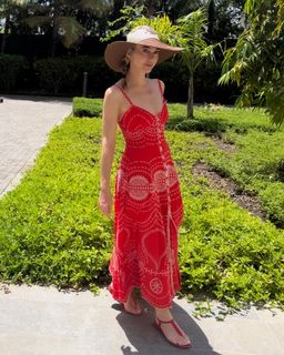 Marta Hazas feet photo thumbnail