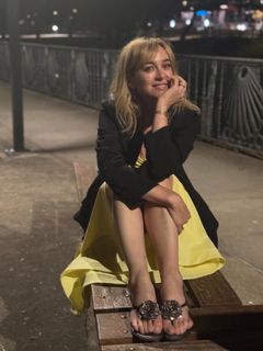 Marta Hazas feet photo thumbnail