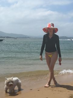 Marta Hazas feet photo thumbnail