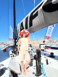 Marta Hazas feet photo thumbnail