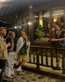 Marta Hazas feet photo thumbnail