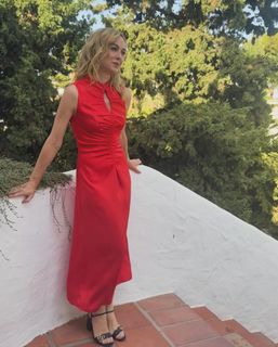 Marta Hazas feet photo thumbnail