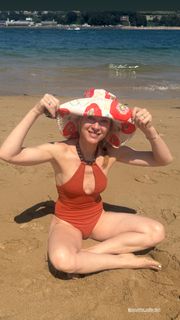 Marta Hazas feet photo 3