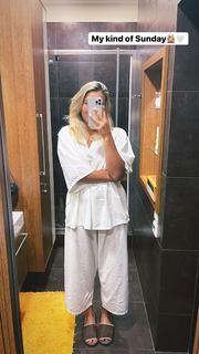 Marta Kostyuk feet photo thumbnail
