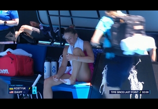 Marta Kostyuk feet photo thumbnail