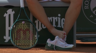 Marta Kostyuk feet photo thumbnail