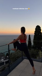 Marta Kostyuk feet photo thumbnail