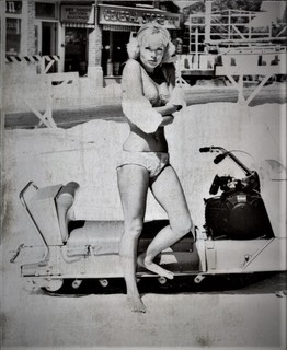 Marta Kristen feet photo 9