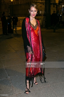 Marta Larralde feet photo 14