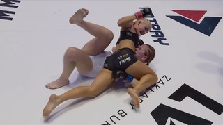 Marta Linkiewicz feet photo 10