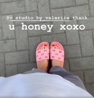 Marta Linkiewicz feet photo 15