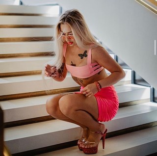 Marta Linkiewicz feet photo 12