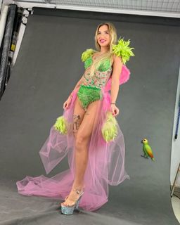 Marta Linkiewicz feet photo 10