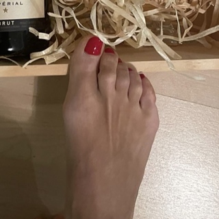 Marta Manowska feet photo 3