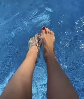 Marta Manowska feet photo 10