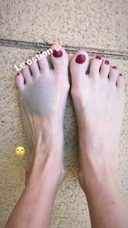 Marta Nieto feet photo 4