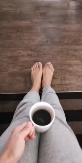 Marta Wierzbicka feet photo thumbnail