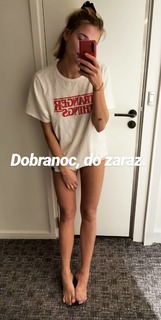 Marta Wierzbicka feet photo thumbnail