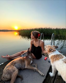 Marta Wierzbicka feet photo thumbnail