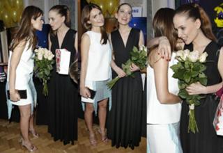 Marta Zmuda Trzebiatowska feet photo thumbnail