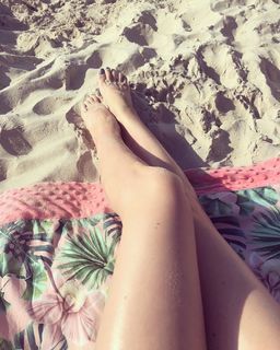 Marta Zmuda Trzebiatowska feet photo thumbnail