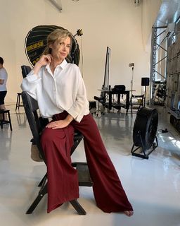 Marta Zmuda Trzebiatowska feet photo thumbnail