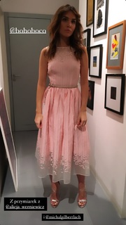 Marta Zmuda Trzebiatowska feet photo thumbnail