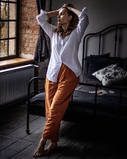 Marta Zmuda Trzebiatowska feet photo thumbnail