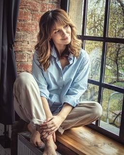 Marta Zmuda Trzebiatowska feet photo thumbnail