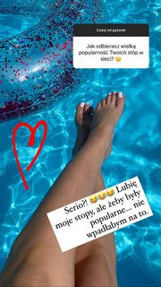 Marta Zmuda Trzebiatowska feet photo thumbnail