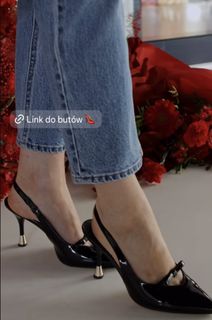 Marta Zmuda Trzebiatowska feet photo 4