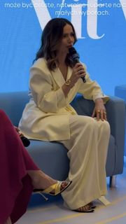 Marta Zmuda Trzebiatowska feet photo 6