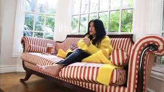 Martha Debayle feet photo 9