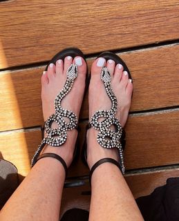 Martha Debayle feet photo 1
