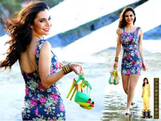 Martha Higareda feet photo thumbnail