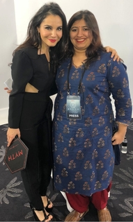 Martha Higareda feet photo thumbnail
