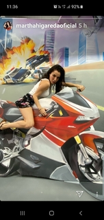 Martha Higareda feet photo thumbnail