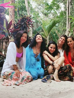 Martha Higareda feet photo thumbnail