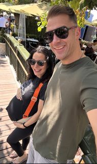 Martha Higareda feet photo thumbnail