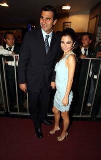 Martha Higareda feet photo thumbnail