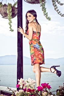 Martha Higareda feet photo thumbnail
