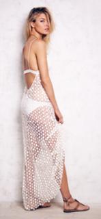 Martha Hunt feet photo thumbnail