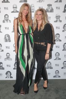 Martha Hunt feet photo thumbnail