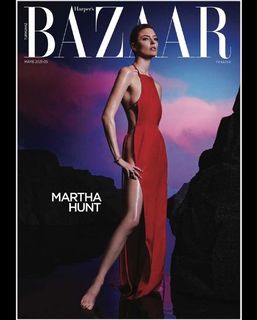 Martha Hunt feet photo thumbnail