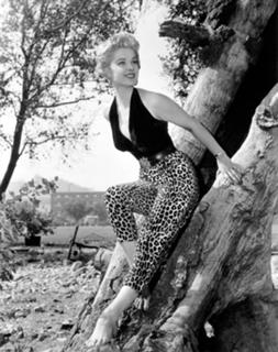 Martha Hyer feet photo 20
