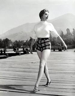 Martha Hyer feet photo 5