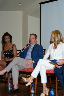 Martha MacCallum feet photo thumbnail