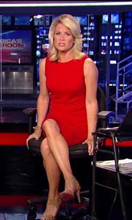 Martha MacCallum feet photo thumbnail